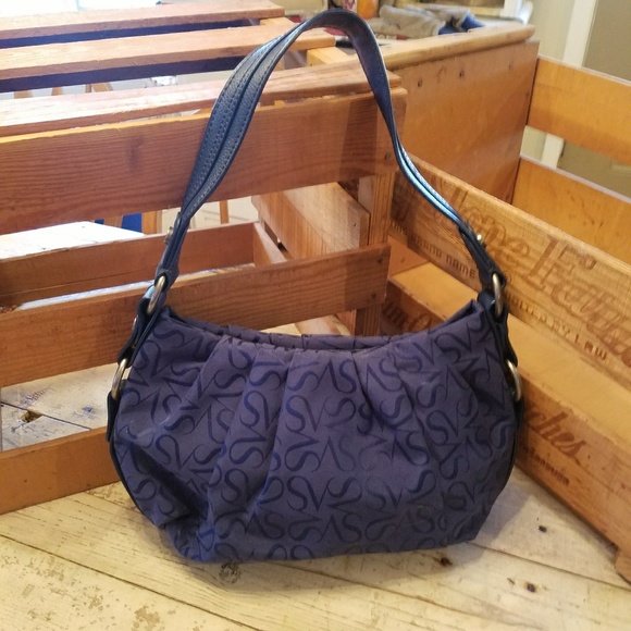 Simply Vera Vera Wang Handbags - 🌼FLASH SALE🌼 Simply Vera Blue Purse